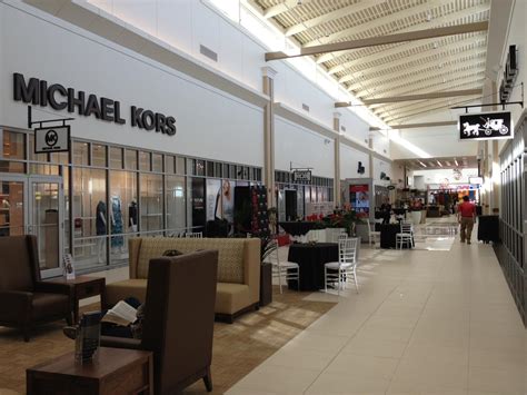 michael kors outlet foxwoods|foxwoods tanger store.